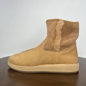 Olukai Pa'Ina Hulu Boots Womens 8 Tan Nubuck Leather Sheep Fur Winter Pull On